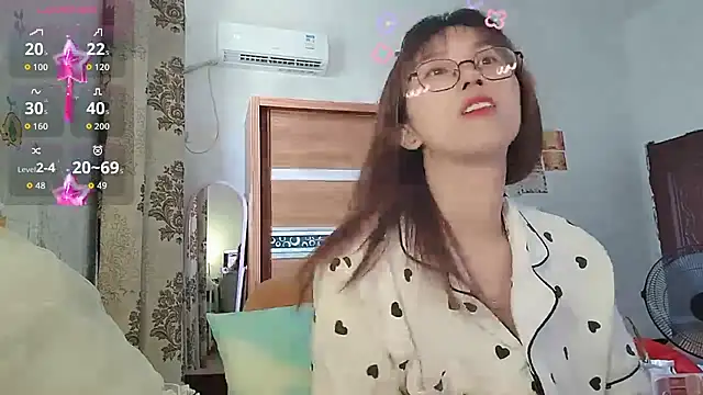 Lili 666 online show from June 2026 08:09:02 AM