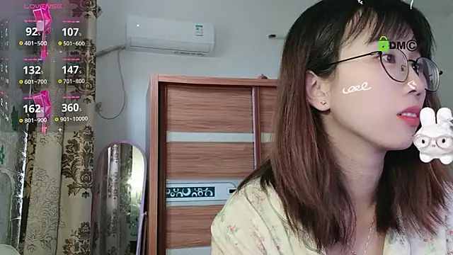 Lili 666 online show from November 2025 06:49:02 AM