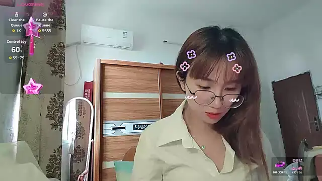 Lili 666 online show from April 2026 06:09:02 AM