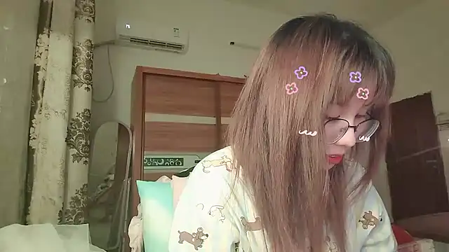 Lili 666 online show from June 2026 04:28:01 PM