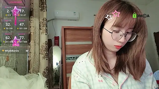 Lili 666 online show from February 2026 12:44:01 AM