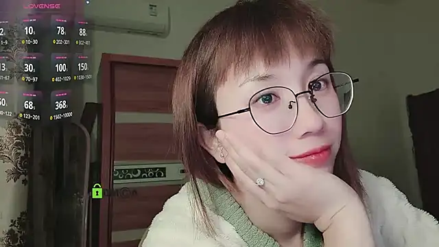 Lili 666 online show from March 2025 04:57:01 PM