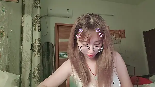 Lili 666 online show from July 2026 04:51:02 PM