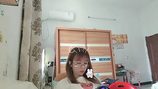 Lili 666 online show from July 2026 06:02:01 AM