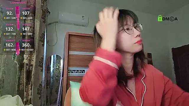 Lili 666 online show from October 2025 10:53:01 PM