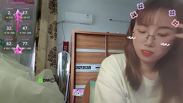 Lili 666 online show from March 2026 06:44:01 AM