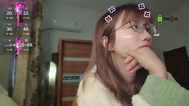 Lili 666 online show from February 2026 12:53:01 AM