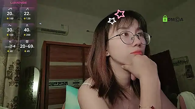 Lili 666 online show from October 2025 05:21:02 PM