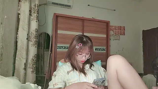 Lili 666 online show from July 2026 05:03:02 PM