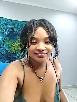 Snapshot of CREAMYCUPCAKExxx chatting on January 2025 03:12:01 PM CREAMYCUPCAKExxx online show from January 2025 03:12:01 PM