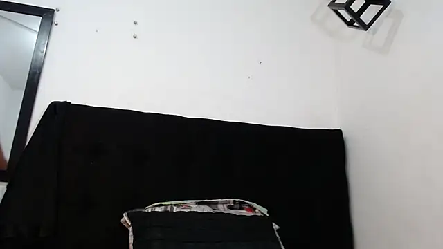 srta luciana online show from November 2025 12:05:02 PM