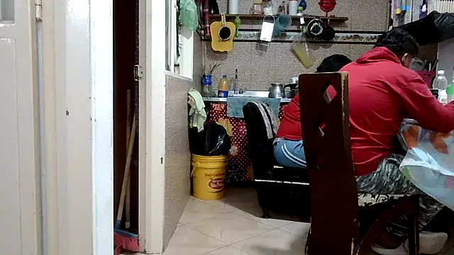 Boycuriousxxx online show from April 2026 06:09:01 PM