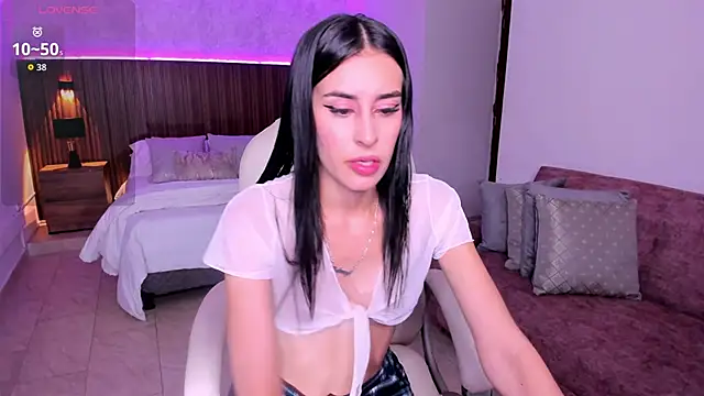 Snapshot of karlaa_james chatting on October 2025 11:23:02 AM karlaa james online show from October 2025 11:23:02 AM