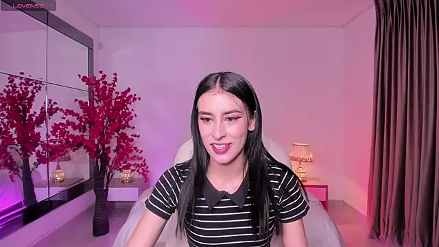 karlaa james online show from May 2026 11:58:01 AM