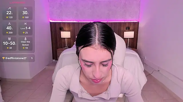 karlaa james online show from May 2026 11:07:02 AM