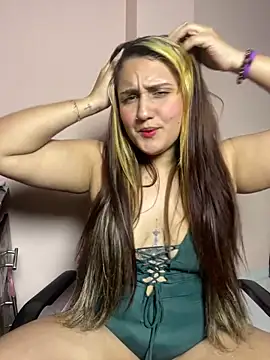 saray gomez22 online show from December 2025 04:39:02 AM