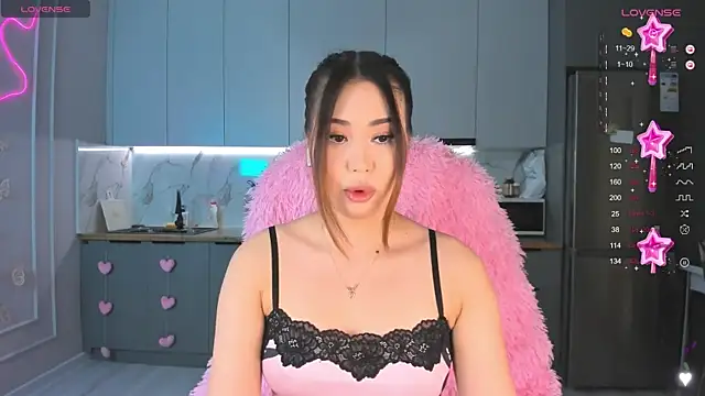 carpe diemmm online show from March 2025 09:05:02 PM