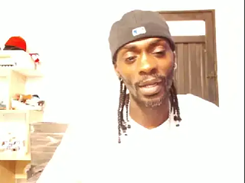 Snapshot of phillip-hot chatting on January 2025 08:59:01 PM phillip-hot online show from January 2025 08:59:01 PM