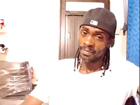 Snapshot of phillip-hot chatting on January 2025 08:28:02 PM phillip-hot online show from January 2025 08:28:02 PM