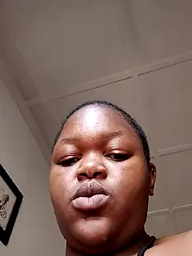 Snapshot of Sexymamibo chatting on March 2025 09:45:01 AM Sexymamibo online show from March 2025 09:45:01 AM