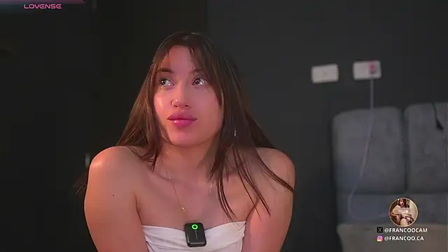 eimy22 online show from November 2025 10:02:01 PM