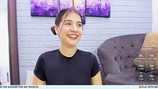 Snapshot of Miranda_doll_ chatting on October 2025 12:17:01 PM Miranda doll online show from October 2025 12:17:01 PM