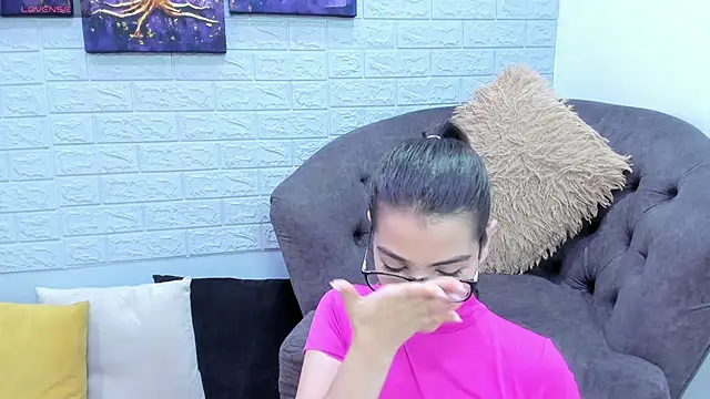 Miranda doll  online show from November 2025 12:22:01 PM