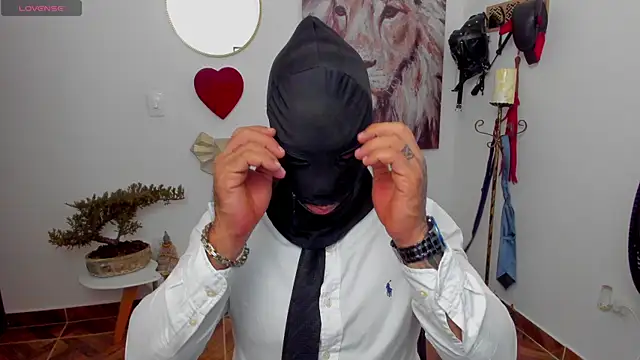 Snapshot of mr_maik chatting on February 2025 12:01:01 PM mr maik online show from February 2025 12:01:01 PM