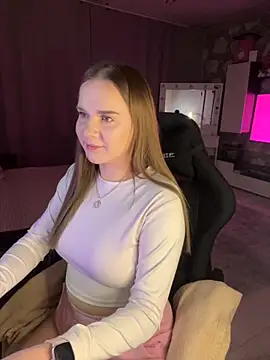 Lexi noah online show from November 2025 09:19:01 PM