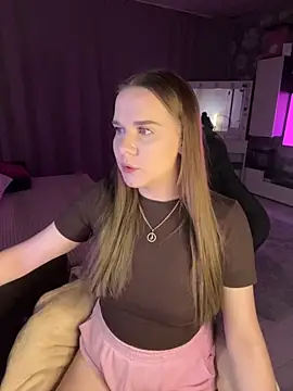 Lexi noah online show from November 2025 09:29:02 PM