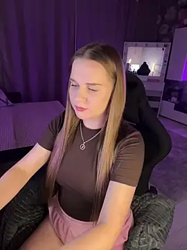 Lexi noah online show from September 2025 09:32:02 PM