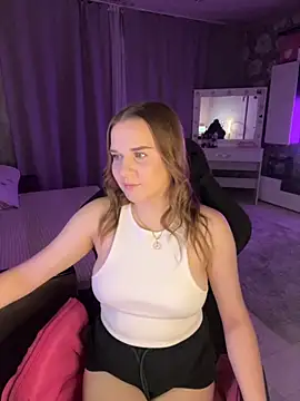 Lexi noah online show from October 2025 09:17:01 PM