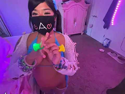 Onlypawzz online show from March 2026 02:02:02 AM