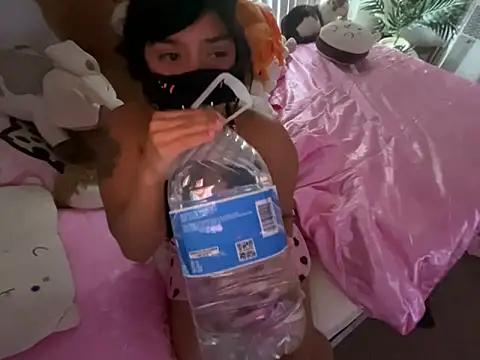 Onlypawzz online show from March 2026 02:29:01 PM