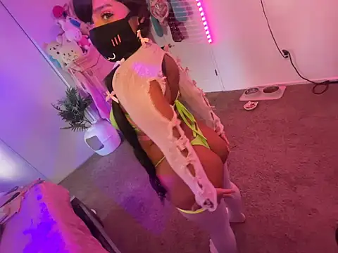 Onlypawzz online show from June 2026 12:49:02 AM
