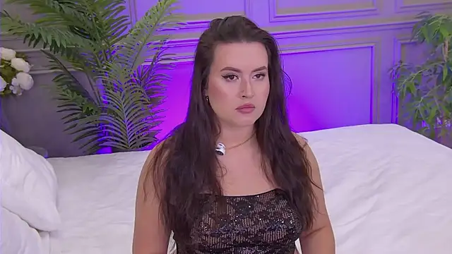 TrishaWinslet online show from November 2025 06:28:02 AM