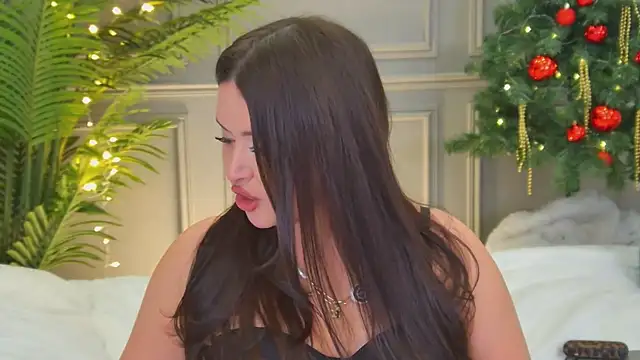 TrishaWinslet online show from December 2025 10:21:02 AM