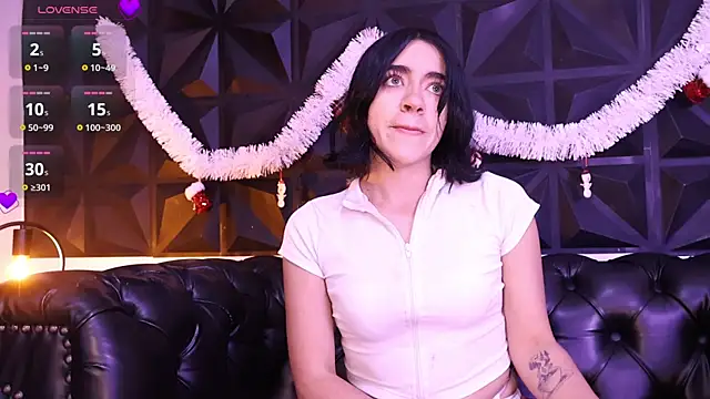 KasiaNoir  online show from December 2025 12:11:01 PM