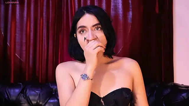 KasiaNoir  online show from April 2026 12:29:01 PM