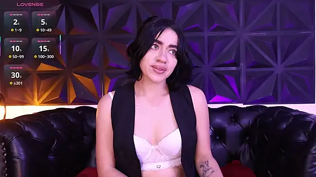 KasiaNoir  online show from November 2025 12:15:02 PM