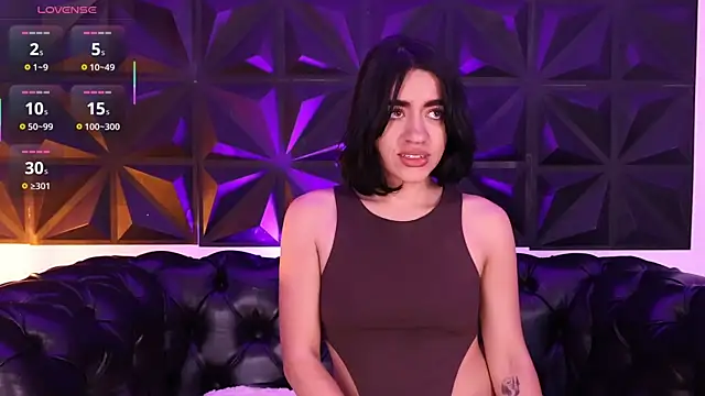 KasiaNoir  online show from November 2025 12:09:02 PM