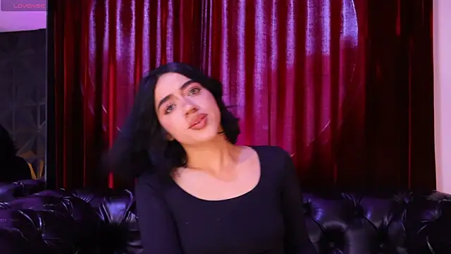 KasiaNoir  online show from April 2026 02:44:02 PM