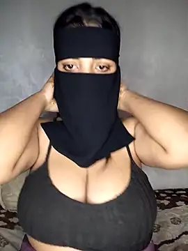 Snapshot of Narimane_maroc chatting on November 2025 01:05:01 AM Narimane maroc online show from November 2025 01:05:01 AM