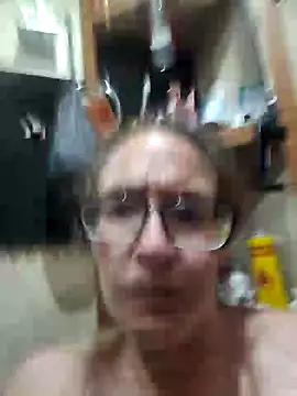 ILUV2TUCHMYKITTY online show from September 2025 12:20:01 PM
