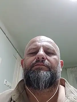 AlexandruCsaba online show from June 2026 08:31:02 PM