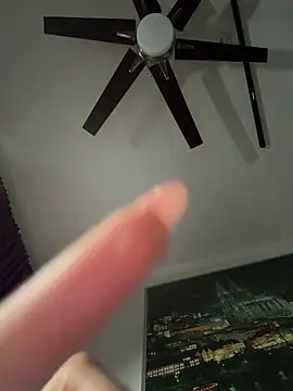 Snapshot of Hornyblond_Bella chatting on February 2026 08:08:01 PM Hornyblond Bella online show from February 2026 08:08:01 PM