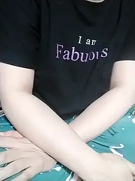 Snapshot of ngoclothingoc9en chatting on March 2025 12:16:02 AM ngoclothingoc9en online show from March 2025 12:16:02 AM