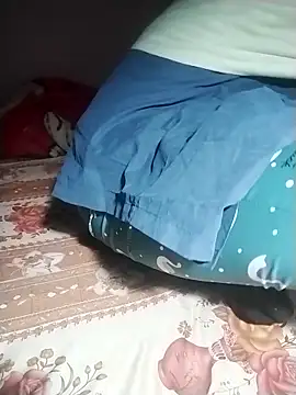 Snapshot of ngoclothingoc9en chatting on March 2025 10:26:01 PM ngoclothingoc9en online show from March 2025 10:26:01 PM