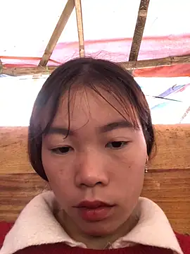 Snapshot of ngoclothingoc9en chatting on January 2025 12:59:01 AM ngoclothingoc9en online show from January 2025 12:59:01 AM