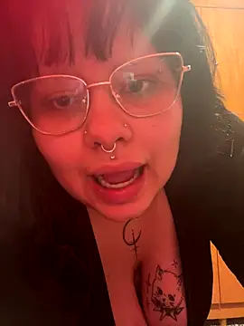 Snapshot of CrisyFerreira chatting on October 2025 02:42:02 AM CrisyFerreira online show from October 2025 02:42:02 AM